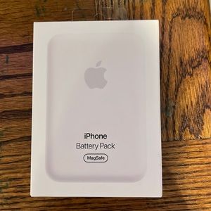 Brand new apple MagSafe battery pack